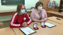 Волонтеры Ревды получили награды Президента России