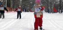 "Единая Россия" в Ревде устроила лыжные гонки для дошкольников 