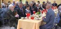 В Ревде прошел праздничный обед для ветеранов Великой Отечественной войны и тружеников тыла 