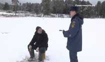 Лед на водоемах Ревды еще опасен для зимней рыбалки