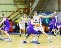 Баскетболисты Ревды на последней секунде вырвали победу у сахалинцев (видео)