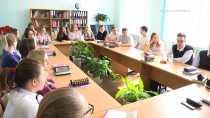 В Ревде продолжаются встречи депутатов местной Думы и школьников