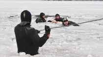 На Волчихинском водохранилище по лед провалился рыбак. Мужчина погиб