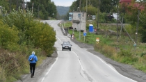 Путь на кладбище. Жители городских поселков жалуются на отсутствие тротуаров