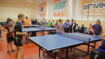 В Ревде для школьников прошел открытый урок по настольному теннису