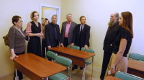 Депутаты Ревды оценили обновленный духовно-просветительский центр "Светоч"
