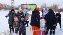 На колядки выходи! В Ревде устроили праздник для детворы и родителей