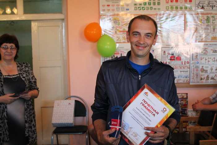 Победитель конкурса профмастерства на звание «Лучший плотник» Радик Махмутов, плотник 4 разряда