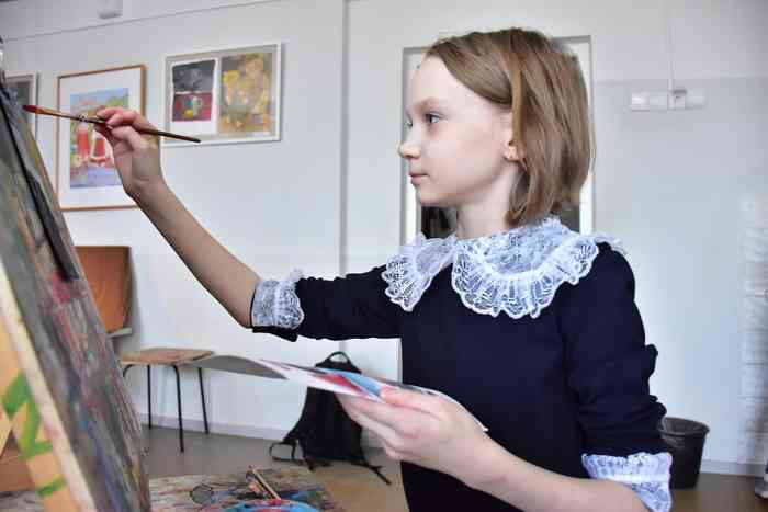 Саша Балобанова хотела бы в будущем стать художником или преподавателем ДХШ. 