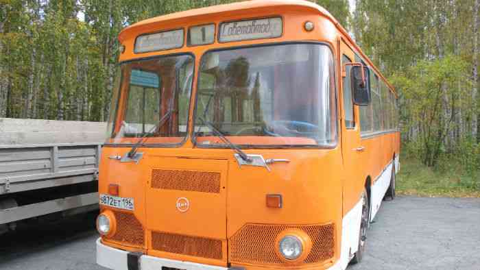 ЛиАЗ 877 в советское время работал во всех городах СССР.