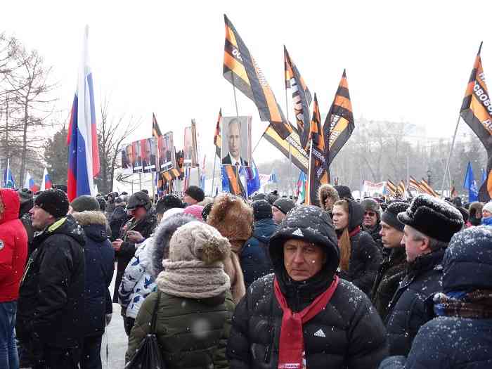 На переднем плане - депутат Думы Ревды, замдиректора РКЗ Владимир Южанин.