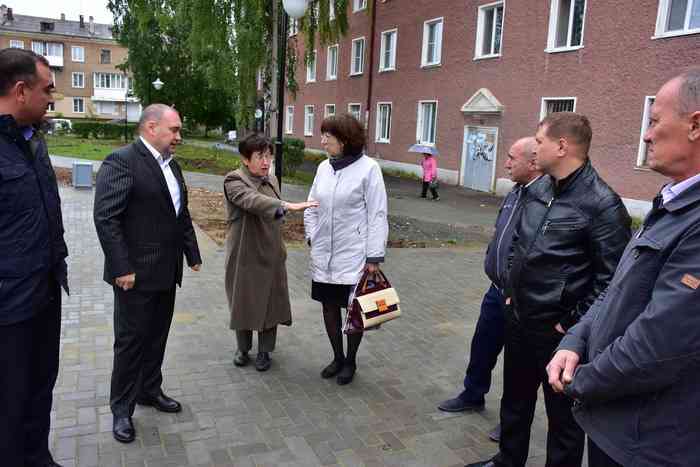 Прохожие ревдинцы тоже внесли несколько предложений по благоустройству