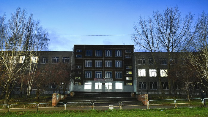 Школу №2 закрыли на 10 дней. Все ученики переведены на дистанционное обучение. Фото Владимира Коцюбы-Белых