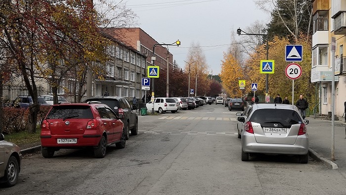 Так выглядит улица Олега Кошевого в обычный будний день. Фото Евгения Зиновьева