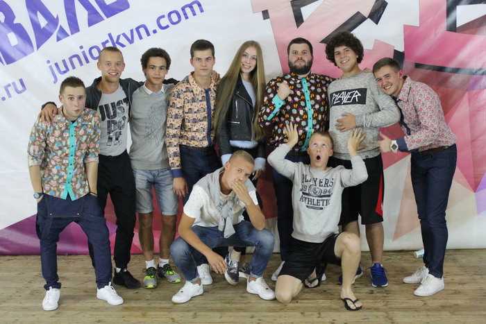 В гости к молодым приехали победители Премьер-лиги — команда "Нате"