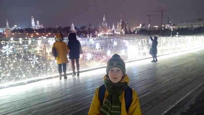 Савелий Рожков во время экскурсии по Москве. Фото предоставлено Евгенией Жуковой